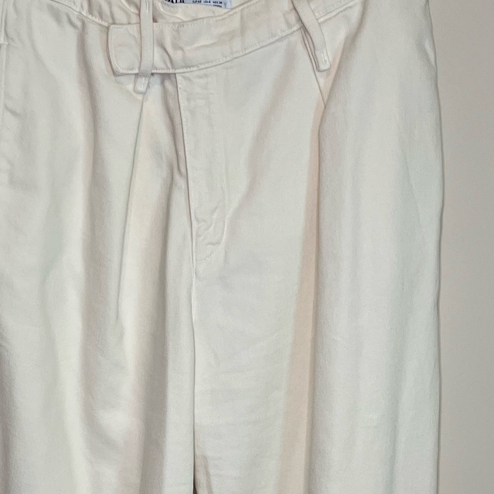 Zara Asymmetrical High Waisted Jeans Size 8 - Picture 9 of 16